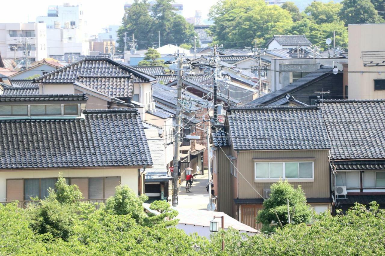 Emblem Apartment Kanazawa Exterior photo